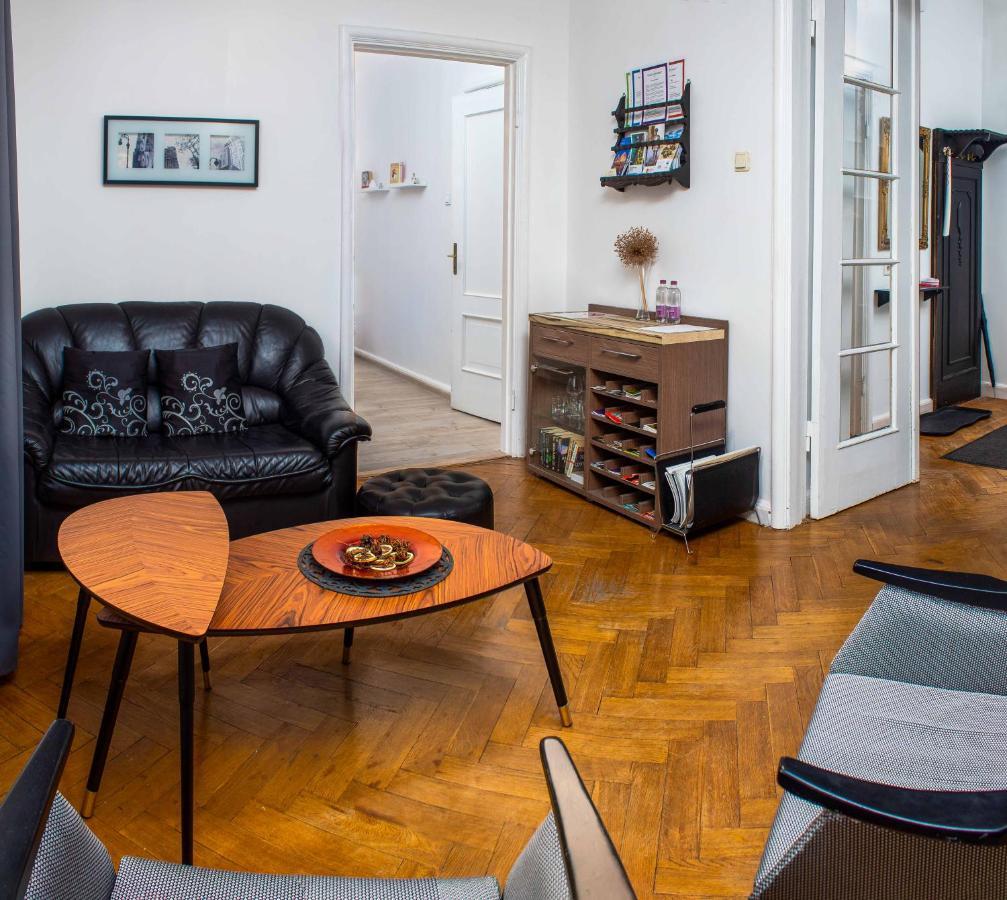 Central Perk Apartments Riga Dış mekan fotoğraf